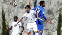 &Pi;έ&tau;&sigma;&iota;&nu;&alpha; &pi;έ&nu;&alpha;&lambda;&tau;&iota; &kappa;&alpha;&iota;..&phi;&omega;&nu;έ&sigmaf; &sigma;&tau;&eta;&nu; Football league-&Delta;&epsilon;ί&tau;&epsilon; &tau;&eta;&nu; &epsilon;&iota;&kappa;ό&nu;&alpha;