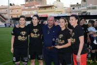&Eta; &alpha;&nu;&tau;&alpha;&mu;&omicron;&iota;&beta;ή &epsilon;&nu;ό&sigmaf; &Epsilon;&rho;&alpha;&sigma;&iota;&tau;έ&chi;&nu;&eta; &pi;&alpha;&rho;ά&gamma;&omicron;&nu;&tau;&alpha;
