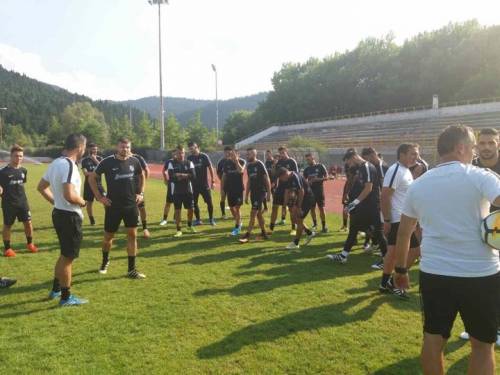 &Omicron;&iota; 4 &alpha;&rho;&chi;&eta;&gamma;&omicron;ί &tau;&omicron;&upsilon; &Omicron;&Phi;&Eta;