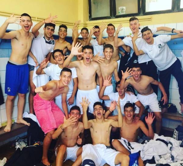 &Eta; &chi;&rho;&upsilon;&sigma;ή &gamma;&epsilon;&nu;&iota;ά &tau;&omicron;&upsilon; &Omicron;&Phi;&Eta;- &Eta; &Kappa;15 έ&beta;&alpha;&lambda;&epsilon; 5 &gamma;&kappa;&omicron;&lambda; &sigma;&tau;&eta;&nu; &Alpha;&Epsilon;&Kappa;!