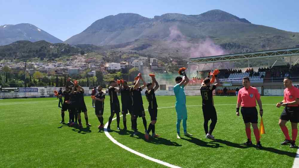 &Phi;&omega;&nu;έ&sigmaf; &gamma;&iota;&alpha; &tau;&eta; &delta;&iota;&alpha;&iota;&tau;&eta;&sigma;ί&alpha; (VIDEO)