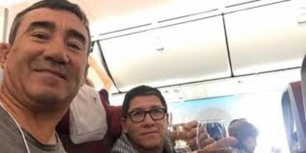 &Omicron; &Beta;έ&rho;&alpha;, &tau;&omicron; &delta;&iota;&alpha;&beta;&alpha;&tau;ή&rho;&iota;&omicron; &kappa;&alpha;&iota; &eta; &kappa;&alpha;&theta;&upsilon;&sigma;&tau;έ&rho;&eta;&sigma;&eta; &sigma;&tau;&eta;&nu; ά&phi;&iota;&xi;&eta; &tau;&omicron;&upsilon; &sigma;&tau;&omicron;&nu; &Omicron;&Phi;&Eta;