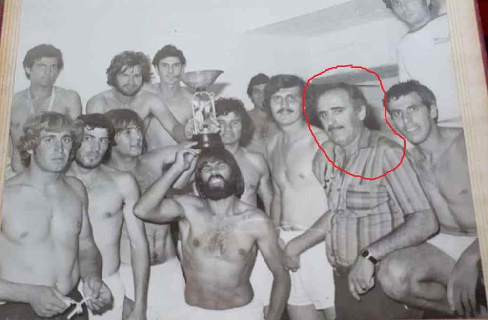 &Omicron; &Gamma;&epsilon;&nu;&iota;&kappa;ό&sigmaf; &Alpha;&rho;&chi;&eta;&gamma;ό&sigmaf; &tau;&omicron;&upsilon; &Omicron;&Phi;&Eta;, &pi;&omicron;&upsilon; έ&delta;&iota;&nu;&epsilon; &lambda;ί&rho;&epsilon;&sigmaf;, &mu;&epsilon;&tau;ά &alpha;&pi;&omicron; &mu;&epsilon;&gamma;ά&lambda;&epsilon;&sigmaf; &nu;ί&kappa;&epsilon;&sigmaf;