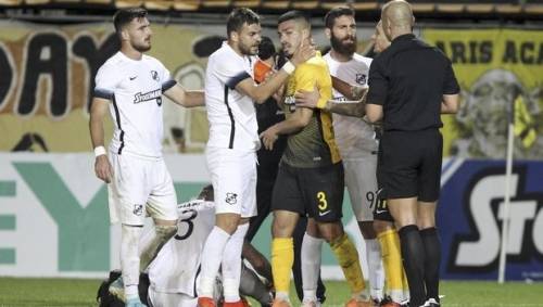 &Pi;&alpha;&rho;&alpha;&mu;έ&nu;&epsilon;&iota; 3&omicron;&sigmaf; &omicron; &Omicron;&Phi;&Eta;-&Delta;&epsilon;ί&tau;&epsilon; &tau;&iota; έ&gamma;&iota;&nu;&epsilon; &sigma;&tau;&eta;&nu; Football league