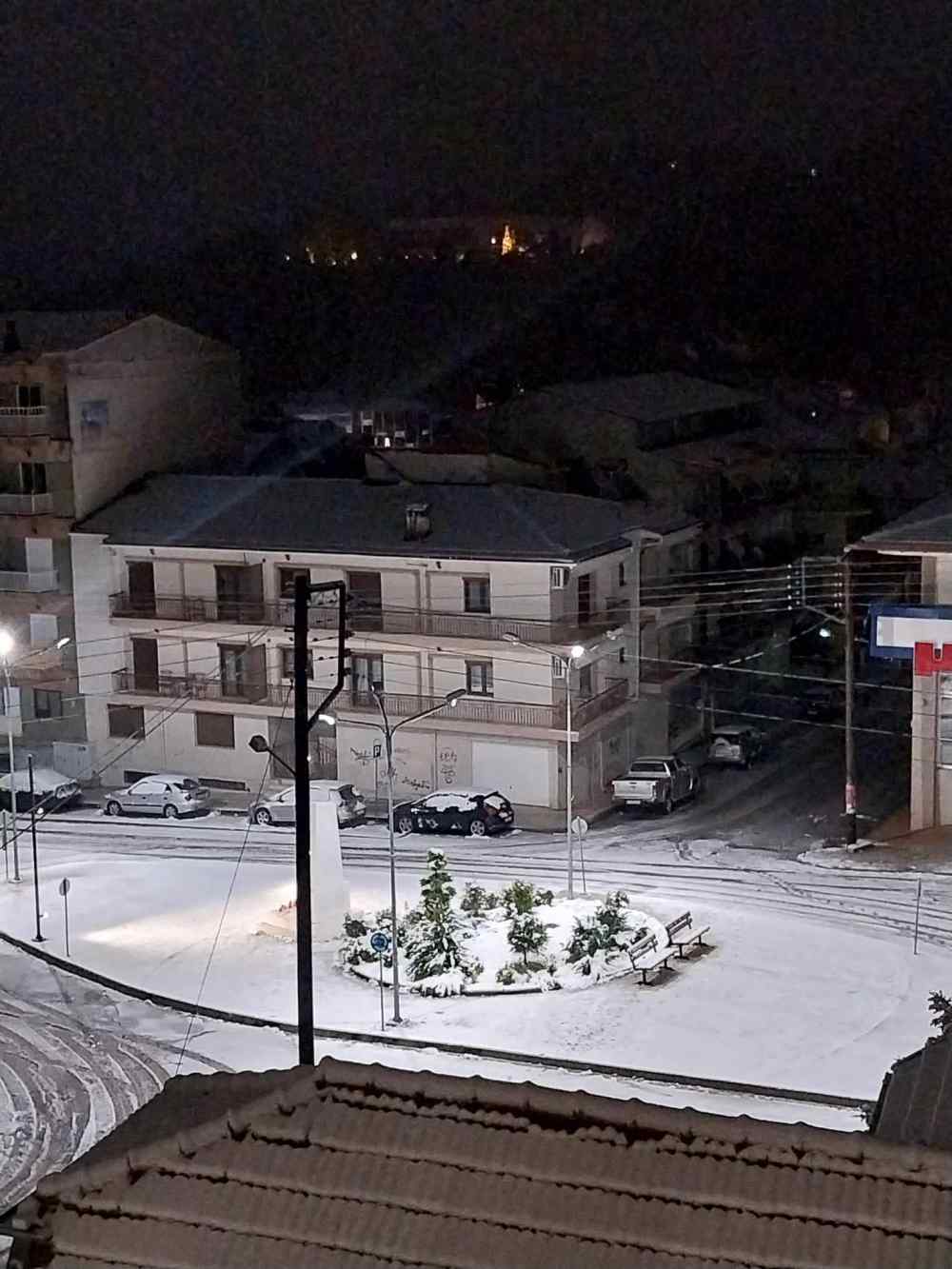 &Chi;&iota;ό&nu;&iota;&alpha; &kappa;&alpha;&iota; &tau;&alpha;&lambda;&alpha;&iota;&pi;&omega;&rho;ί&alpha;