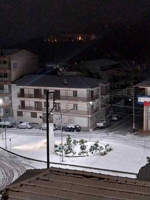 &Chi;&iota;ό&nu;&iota;&alpha; &kappa;&alpha;&iota; &tau;&alpha;&lambda;&alpha;&iota;&pi;&omega;&rho;ί&alpha;