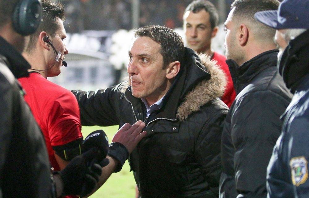"&Tau;&alpha;&mu;&epsilon;ί&omicron; &sigma;&tau;&omicron; &tau;έ&lambda;&omicron;&sigmaf;, &omicron; &Omicron;&Phi;&Eta;!"