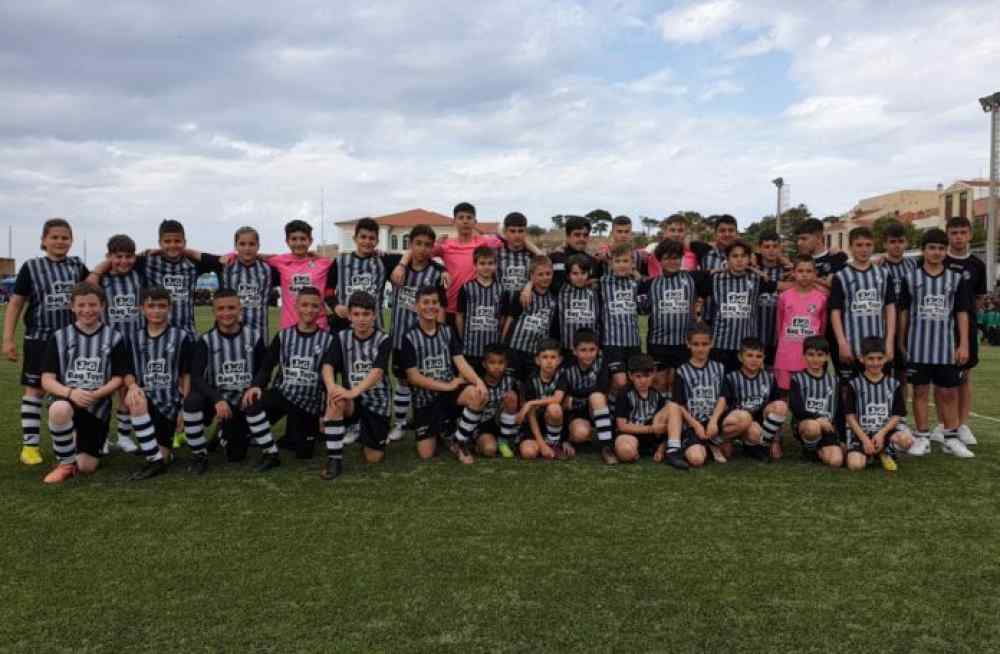 &Sigma;&epsilon; &mu;&epsilon;&gamma;ά&lambda;&omicron; &delta;&iota;&epsilon;&theta;&nu;έ&sigmaf; &tau;&omicron;&upsilon;&rho;&nu;&omicron;&upsilon;ά &eta; &Kappa;10 &tau;&eta;&sigmaf; &alpha;&kappa;&alpha;&delta;&eta;&mu;ί&alpha;&sigmaf; &pi;&omicron;&delta;&omicron;&sigma;&phi;&alpha;ί&rho;&omicron;&upsilon; &tau;&omicron;&upsilon; &Epsilon;&rho;&alpha;&sigma;&iota;&tau;έ&chi;&nu;&eta; &Omicron;&Phi;&Eta;
