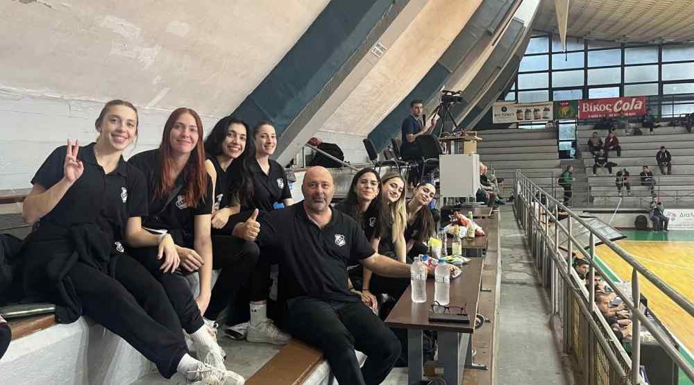 &Mu;&iota;&alpha; &omicron;&iota;&kappa;&omicron;&gamma;έ&nu;&epsilon;&iota;&alpha; &omicron; &Omicron;&Phi;&Eta;!