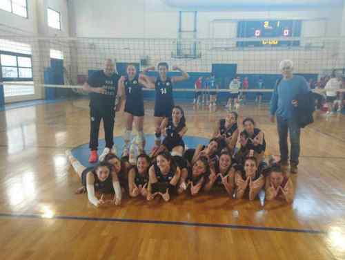 &Tau;&alpha; &kappa;&omicron;&rho;ί&tau;&sigma;&iota;&alpha; &epsilon;&nu;&tau;&upsilon;&pi;&omega;&sigma;&iota;ά&zeta;&omicron;&upsilon;&nu;