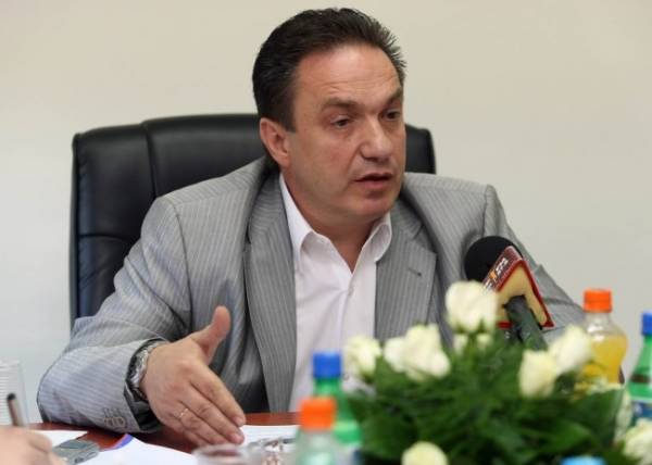 &Tau;&omicron; &mu;&epsilon;&gamma;ά&lambda;&omicron; &mu;&epsilon;&iota;&omicron;&nu;έ&kappa;&tau;&eta;&mu;&alpha; &tau;&omicron;&upsilon; &Omicron;&Phi;&Eta; &epsilon;ί&nu;&alpha;&iota; ό&tau;&iota; &Delta;&Epsilon;&Nu; &Upsilon;&Pi;&Alpha;&Rho;&Chi;&Epsilon;&Iota; &Chi;&Rho;&Omicron;&Nu;&Omicron;&Sigma;