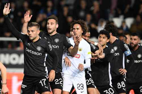 5 &pi;&alpha;&iota;&chi;&nu;ί&delta;&iota;&alpha; &chi;&omega;&rho;ί&sigmaf; &nu;ί&kappa;&eta; &omicron; &Omicron;&Phi;&Eta;