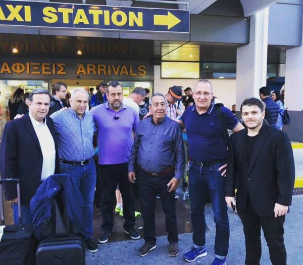 &Delta;&epsilon;ί&chi;&nu;&omicron;&upsilon;&nu; &sigma;&tau;&omicron;&nu; &Omicron;&Phi;&Eta; &tau;&omicron; "&Gamma;&epsilon;&rho;&mu;&alpha;&nu;&iota;&kappa;ό &mu;&omicron;&nu;&tau;έ&lambda;&omicron;" &sigma;&tau;&iota;&sigmaf; &upsilon;&pi;&omicron;&delta;&omicron;&mu;έ&sigmaf;