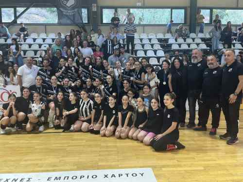 &Alpha;&theta;&lambda;&omicron;&sigmaf; &gamma;&iota;&alpha; &tau;&alpha; &kappa;&omicron;&rho;ί&tau;&sigma;&iota;&alpha;