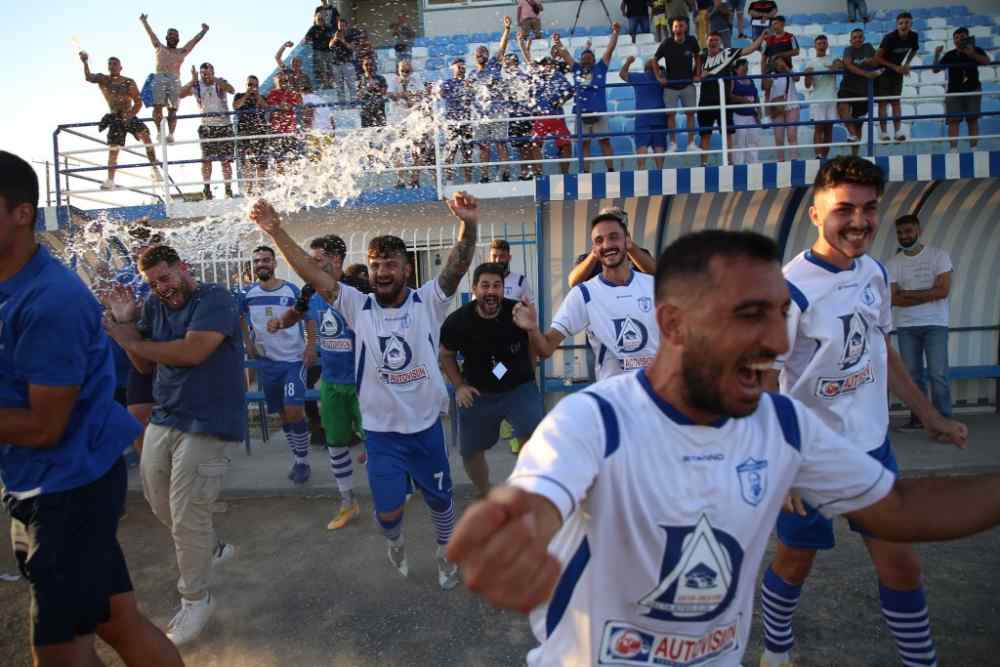 &Mu;&epsilon;&theta;&upsilon;&sigma;&mu;έ&nu;&eta; &Pi;&omicron;&lambda;&iota;&tau;&epsilon;ί&alpha; &eta; &Alpha;&lambda;&iota;&kappa;&alpha;&rho;&nu;&alpha;&sigma;ό&sigmaf; (VIDEOS)