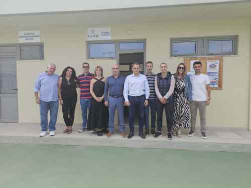 &Sigma;&tau;&alpha; &pi;&alpha;&lambda;&iota;ά &tau;&omicron;&upsilon; &lambda;&eta;&mu;έ&rho;&iota;&alpha;