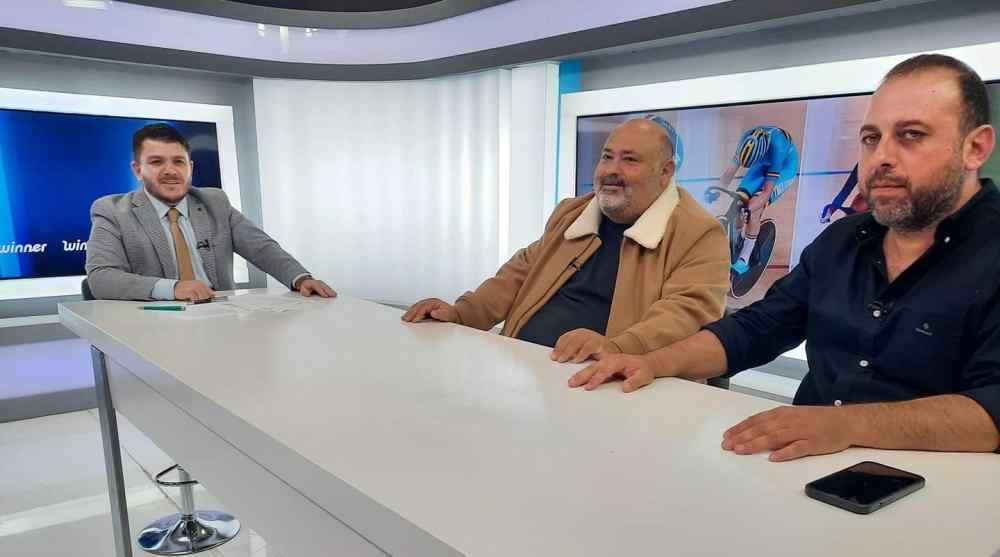 &Alpha;&sigma;&sigma;&alpha;&rho;&gamma;&iota;&omega;&tau;ά&kappa;&eta;&sigmaf;-&Mu;&alpha;&rho;&kappa;ά&kappa;&eta;&sigmaf; &sigma;&tau;&omicron; WINNER: &Phi;έ&rho;&nu;&epsilon;&iota; &Chi;&alpha;&tau;&zeta;&eta;&pi;&alpha;&nu;&alpha;&gamma;ή &kappa;&alpha;&iota; &epsilon;&tau;&omicron;&iota;&mu;ά&zeta;&epsilon;&iota; &beta;ό&mu;&beta;&alpha; &mu;&epsilon; &gamma;ή&pi;&epsilon;&delta;&omicron;! (VIDEO)