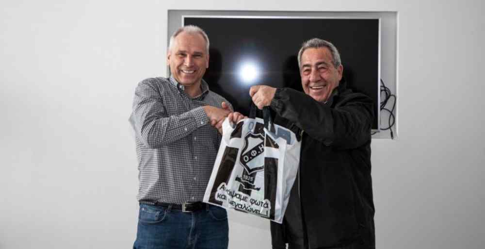"&Kappa;&upsilon;&rho;ί&alpha;&rho;&chi;&omicron;&sigmaf; &omega;&sigmaf; &Gamma;&epsilon;&nu;&iota;&kappa;ό&sigmaf; &Alpha;&rho;&chi;&eta;&gamma;ό&sigmaf;!"-&Tau;&omicron; &tau;&epsilon;&lambda;&epsilon;&upsilon;&tau;&alpha;ί&omicron; &alpha;&nu;&tau;ί&omicron; &sigma;&tau;&omicron;&nu; &iota;&sigma;&tau;&omicron;&rho;&iota;&kappa;ό &pi;&alpha;&rho;ά&gamma;&omicron;&nu;&tau;&alpha; &tau;&omicron;&upsilon; &Omicron;&Phi;&Eta;
