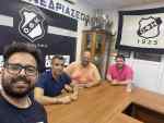 &Omicron; &Nu;ί&kappa;&omicron;&sigmaf; &epsilon;&pi;έ&sigma;&tau;&rho;&epsilon;&psi;&epsilon; &sigma;&tau;&omicron; &sigma;&pi;ί&tau;&iota; &tau;&omicron;&upsilon;