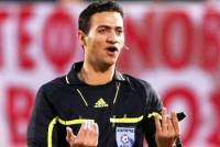&Omicron; &delta;&iota;&alpha;&iota;&tau;&eta;&tau;ή&sigmaf; &pi;&omicron;&upsilon; &sigma;&phi;&upsilon;&rho;ί&zeta;&epsilon;&iota; &tau;&omicron; &Pi;&Alpha;&Omicron;-&Omicron;&Phi;&Eta;