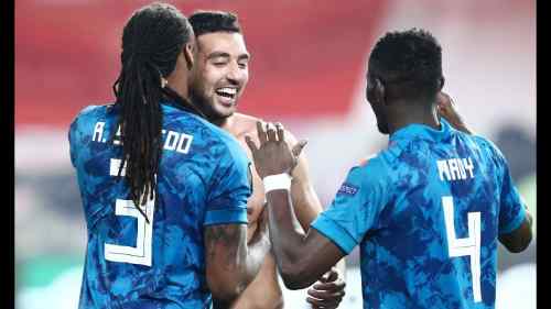 &Omicron;&iota; &alpha;&nu;&tau;ί&pi;&alpha;&lambda;&omicron;&iota; &tau;&omicron;&upsilon; &Omicron;&lambda;&upsilon;&mu;&pi;&iota;&alpha;&kappa;&omicron;ύ &sigma;&tau;&omicron;&upsilon;&sigmaf; "16" &tau;&omicron;&upsilon; Europa League