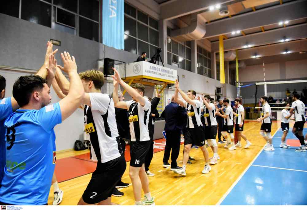 O &Phi;&omicron;ί&nu;&iota;&kappa;&alpha;&sigmaf; 3-2 &tau;&eta;&nu; &Kappa;&eta;&phi;&iota;&sigma;&iota;ά, &rho;&epsilon;&pi;ό &omicron; &Omicron;&Phi;&Eta;-&Eta; &epsilon;&iota;&kappa;ό&nu;&alpha; &tau;&omega;&nu; &pi;&lambda;&epsilon;&iota;-&omicron;&phi; (5-7)