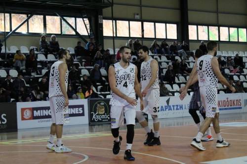4X4 o &Omicron;&Phi;&Eta;