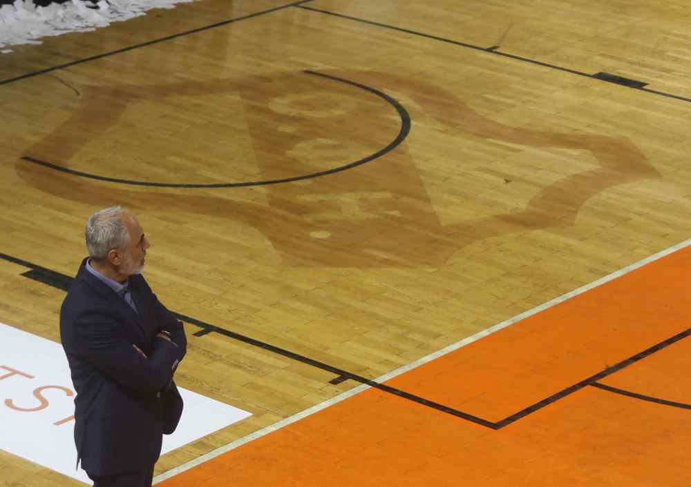 &Omicron; &Gamma;&iota;ά&nu;&nu;&eta;&sigmaf; &Kappa;&alpha;&lambda;&mu;&alpha;&zeta;ί&delta;&eta;&sigmaf; &gamma;&iota;&alpha; &tau;&omicron; &phi;&epsilon;&tau;&iota;&nu;ό &sigma;&tau;ό&chi;&omicron; &tau;&omicron;&upsilon; &Omicron;&Phi;&Eta;: "&Omicron;&sigma;&omicron; &pi;&iota;&omicron; &psi;&eta;&lambda;ά &mu;&pi;&omicron;&rho;&omicron;ύ&mu;&epsilon;"