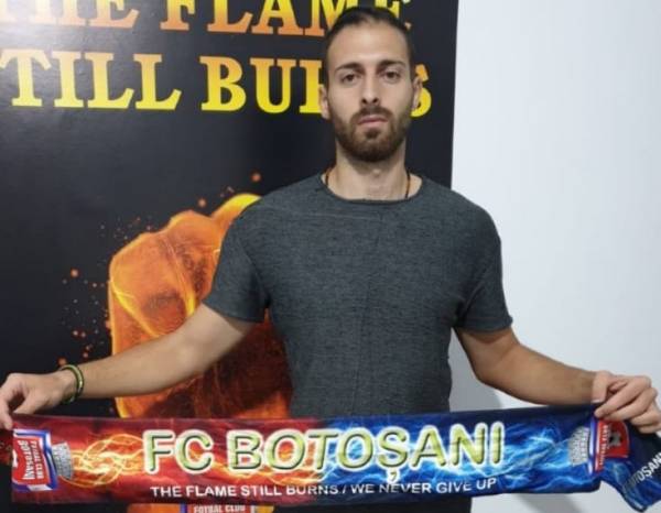 &Omicron; &Eta;&rho;&alpha;&kappa;&lambda;&epsilon;&iota;ώ&tau;&eta;&sigmaf; &epsilon;&pi;&iota;&theta;&epsilon;&tau;&iota;&kappa;ό&sigmaf; &pi;&omicron;&upsilon; &alpha;&nu;&alpha;&zeta;&eta;&tau;ά&epsilon;&iota; &tau;&eta;&nu; &tau;ύ&chi;&eta; &tau;&omicron;&upsilon; &sigma;&tau;&eta; &Rho;&omicron;&upsilon;&mu;&alpha;&nu;ί&alpha;