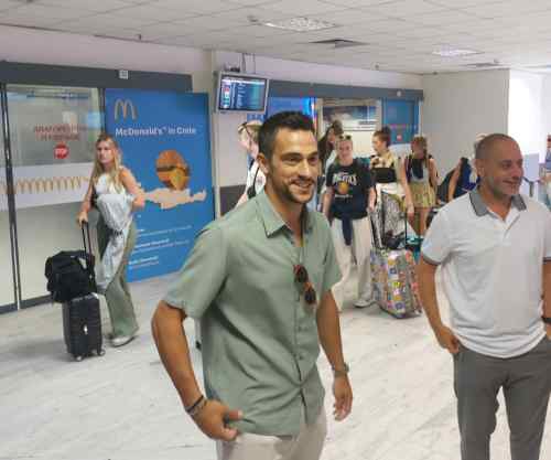 &Sigma;&tau;&omicron; &Eta;&rho;ά&kappa;&lambda;&epsilon;&iota;&omicron; &gamma;&iota;&alpha; &tau;&omicron;&nu; &Omicron;&Phi;&Eta; &omicron; &Beta;&alpha;&sigma;ί&lambda;&eta;&sigmaf; &Lambda;&alpha;&mu;&pi;&rho;ό&pi;&omicron;&upsilon;&lambda;&omicron;&sigmaf;-&Kappa;&lambda;&epsilon;ί&nu;&epsilon;&iota; &eta; 5&eta; &phi;&epsilon;&tau;&iota;&nu;ή &mu;&epsilon;&tau;&alpha;&gamma;&rho;&alpha;&phi;ή