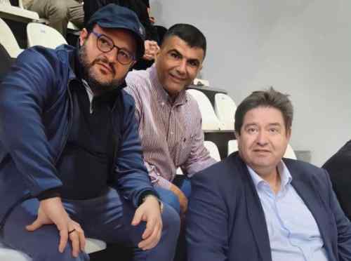 &Delta;&upsilon;&nu;&alpha;&tau;ή &tau;&rho;&iota;ά&delta;&alpha; &sigma;&tau;&omicron; "&pi;&alpha;&lambda;&alpha;&tau;ά&kappa;&iota;" &tau;&omicron;&upsilon; &Omicron;&Phi;&Eta;