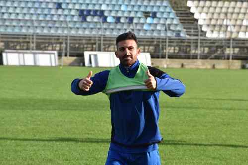 &Mu;&iota;&alpha; &alpha;&kappa;ό&mu;&eta; &omicron;&mu;ά&delta;&alpha; &epsilon;&pi;έ&sigma;&tau;&rho;&epsilon;&psi;&epsilon; &sigma;&tau;&omicron; &gamma;ή&pi;&epsilon;&delta;&omicron;
