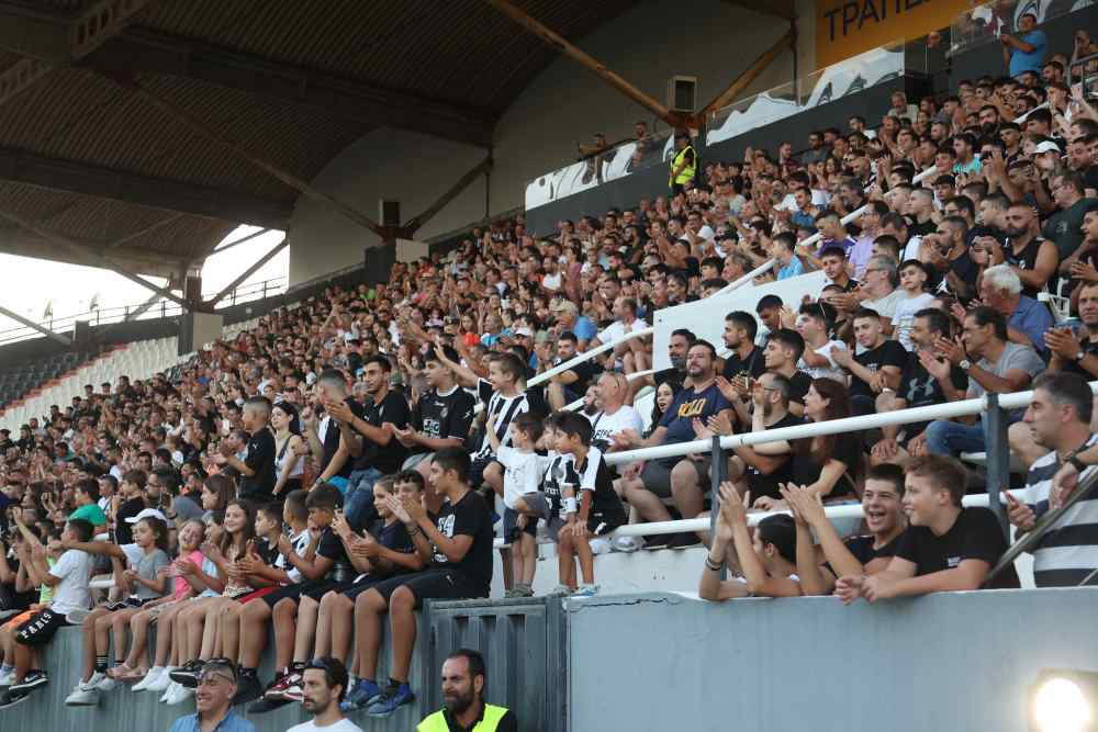 &Pi;&alpha;&rho;&alpha;&kappa;&alpha;&tau;&alpha;&theta;ή&kappa;&eta; &omicron; &epsilon;&nu;&theta;&omicron;&upsilon;&sigma;&iota;&alpha;&sigma;&mu;ό&sigmaf; &tau;&omicron;&upsilon; &kappa;ό&sigma;&mu;&omicron;&upsilon;