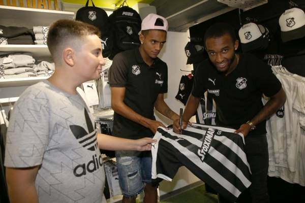 &Alpha;&nu;&omicron;&iota;&xi;&epsilon; &tau;&iota;&sigmaf; &pi;ύ&lambda;&epsilon;&sigmaf; &tau;&omicron;&upsilon; &tau;&omicron; OFI FC Official Store