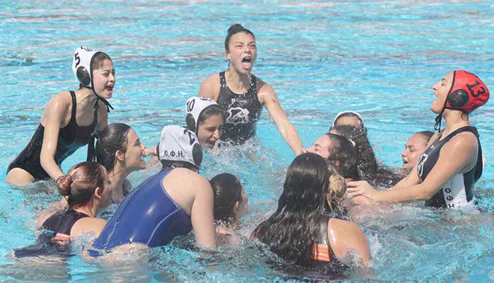 &Beta;ή&mu;&alpha; &sigma;&omega;&tau;&eta;&rho;ί&alpha;&sigmaf; &mu;&epsilon; &delta;&iota;&pi;&lambda;ό &sigma;&tau;&eta;&nu; &Kappa;έ&rho;&kappa;&upsilon;&rho;&alpha; &tau;&alpha; &kappa;&omicron;&rho;ί&tau;&sigma;&iota;&alpha; &tau;&omicron;&upsilon; &Omicron;&Phi;&Eta; (VIDEO)
