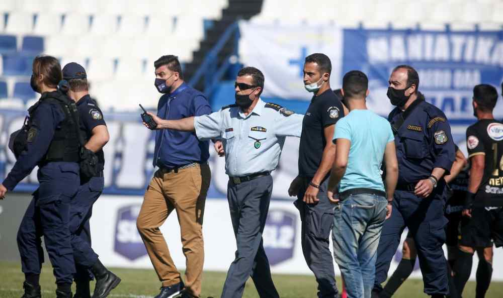 &Tau;&iota; έ&gamma;&iota;&nu;&epsilon; &sigma;&tau;&alpha; &alpha;&pi;&omicron;&delta;&upsilon;&tau;ή&rho;&iota;&alpha; &sigma;&tau;&omicron; &eta;&mu;ί&chi;&rho;&omicron;&nu;&omicron; &epsilon;&iota;&sigmaf; &beta;ά&rho;&omicron;&sigmaf; &tau;&omega;&nu; &delta;&iota;&alpha;&iota;&tau;&eta;&tau;ώ&nu;;