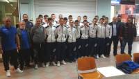 &Mu;&epsilon; έ&nu;&alpha; ό&nu;&epsilon;&iota;&rho;&omicron; &tau;&rho;&epsilon;&lambda;ό &kappa;&alpha;&iota; &phi;έ&tau;&omicron;&sigmaf; &omicron;&iota; &Mu;&iota;&kappa;&tau;έ&sigmaf; &omicron;&mu;ά&delta;&epsilon;&sigmaf; &tau;&omicron;&upsilon; &Eta;&rho;&alpha;&kappa;&lambda;&epsilon;ί&omicron;&upsilon;