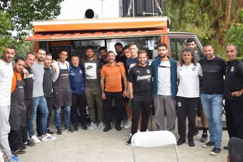 &Kappa;έ&rho;&alpha;&sigma;&epsilon; &kappa;&alpha;&iota; &phi;έ&tau;&omicron;&sigmaf; &tau;&omicron;&upsilon;&sigmaf; &pi;&alpha;ί&kappa;&tau;&epsilon;&sigmaf; &tau;&omicron;&upsilon; &Omicron;&Phi;&Eta;