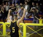 &Epsilon;&Kappa;&Alpha;&Sigma;&Kappa;: &Pi;&rho;&omega;&tau;&alpha;&theta;&lambda;&eta;&tau;ή&sigmaf; &chi;&epsilon;&iota;&mu;ώ&nu;&alpha; &mu;&epsilon; 11-0 &omicron; &Epsilon;&rho;&gamma;&omicron;&tau;έ&lambda;&eta;&sigmaf;