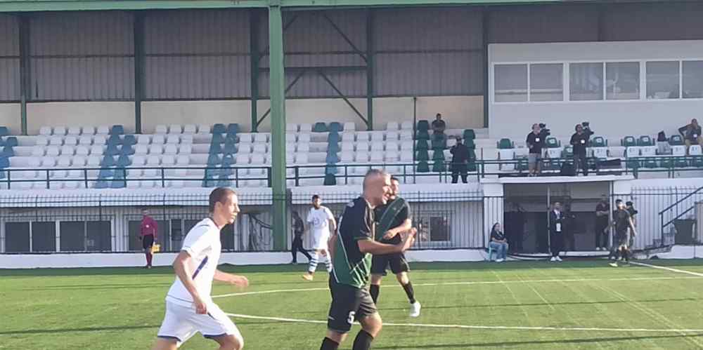&Phi;&omega;&nu;έ&sigmaf; &alpha;&pi;&omicron; &tau;&omicron;&nu; &Eta;&rho;ό&delta;&omicron;&tau;&omicron; &gamma;&iota;&alpha; &tau;&eta;&nu; &delta;&iota;&alpha;&iota;&tau;&eta;&sigma;ί&alpha;
