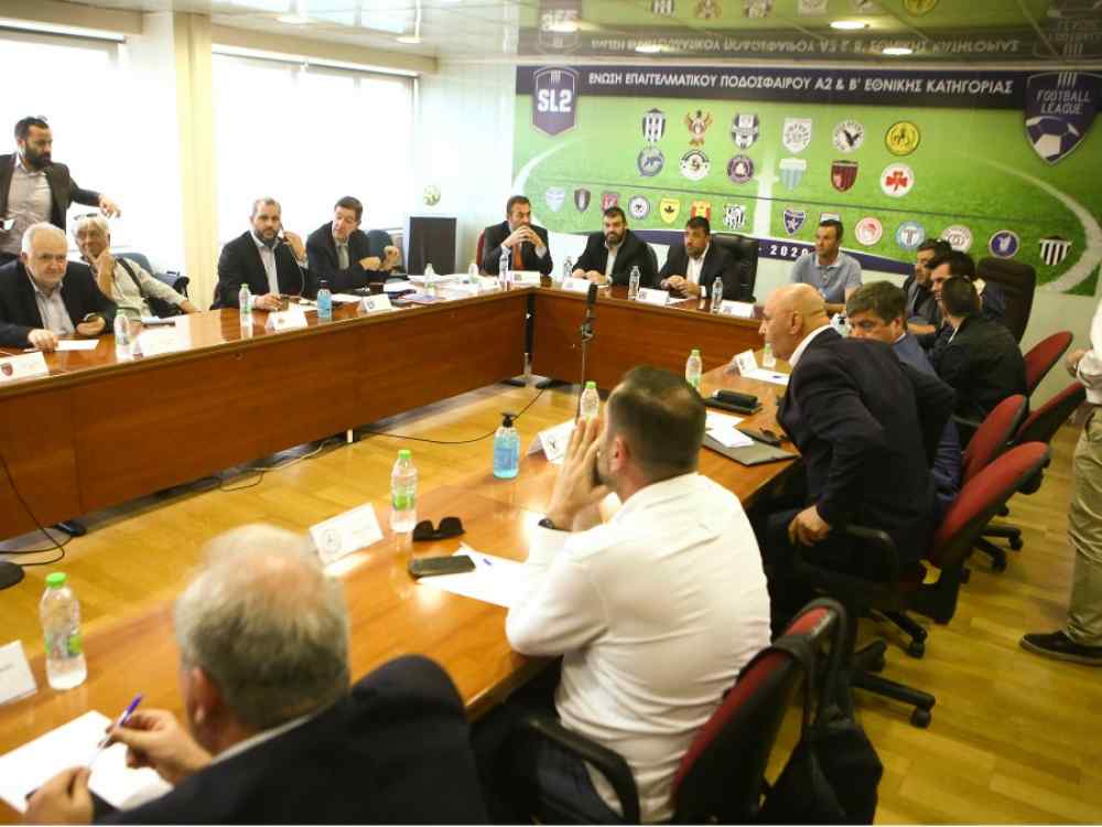 "&Kappa;ά&eta;&kappa;&epsilon;" &tau;&omicron;...&sigma;&epsilon;&nu;ά&rho;&iota;&omicron; &mu;&epsilon; &delta;&upsilon;&omicron; &omicron;&mu;ί&lambda;&omicron;&upsilon;&sigmaf; &sigma;&tau;&eta;&nu; &Sigma;&omicron;ύ&pi;&epsilon;&rho; &Lambda;ί&gamma;&kappa; 2