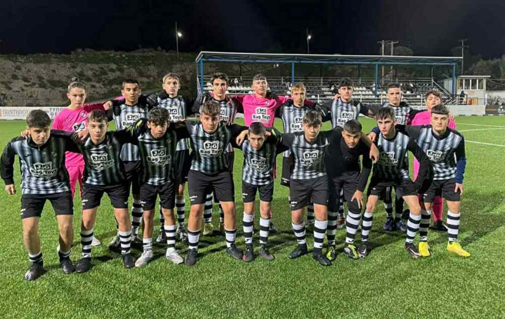 &Mu;&pi;&alpha;ί&nu;&epsilon;&iota; &sigma;&tau;&omicron; &gamma;ή&pi;&epsilon;&delta;&omicron; &eta; &omicron;&mu;ά&delta;&alpha; YOUTH LEAGUE &tau;&omicron;&upsilon; &Epsilon;&rho;&alpha;&sigma;&iota;&tau;έ&chi;&nu;&eta; &Omicron;&Phi;&Eta;