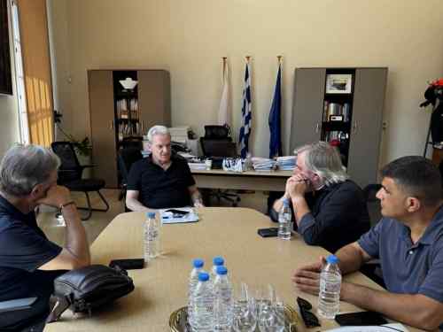 &Epsilon;&rho;&alpha;&sigma;&iota;&tau;έ&chi;&nu;&eta;&sigmaf; &Omicron;&Phi;&Eta;-&Delta;ή&mu;&omicron;&sigmaf; &Eta;&rho;&alpha;&kappa;&lambda;&epsilon;ί&omicron;&upsilon;: &Sigma;&tau;&epsilon;&nu;ή &sigma;&upsilon;&nu;&epsilon;&rho;&gamma;&alpha;&sigma;ί&alpha; &sigma;&epsilon; ό&lambda;&alpha; &tau;&alpha; &epsilon;&pi;ί&pi;&epsilon;&delta;&alpha;