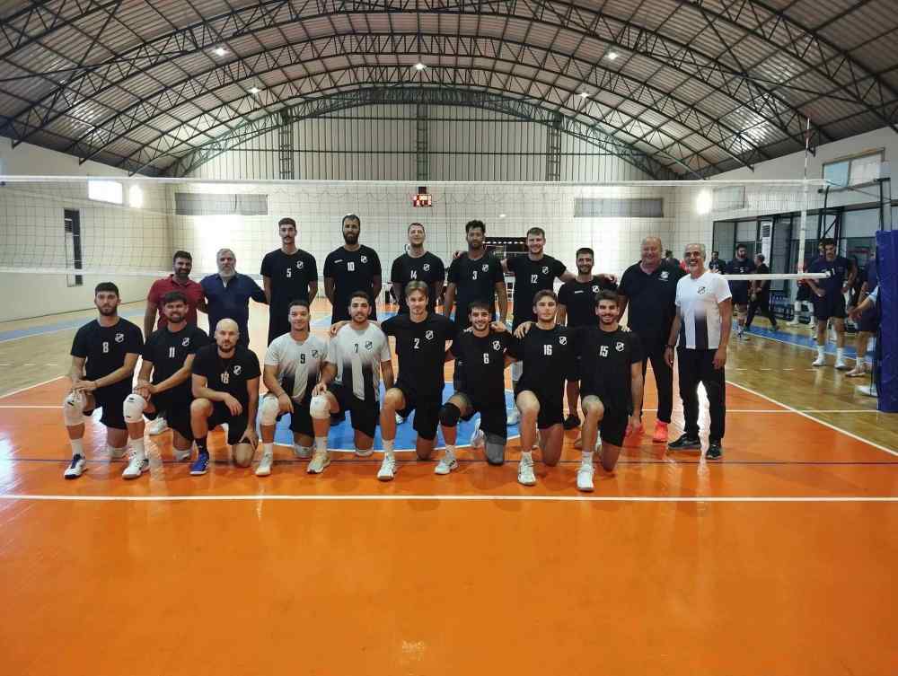 &Sigma;&omicron;ύ&pi;&epsilon;&rho; &omicron; &Omicron;&Phi;&Eta; 3-0 &tau;&omicron;&nu; &Phi;&omicron;ί&nu;&iota;&kappa;&alpha; &Sigma;ύ&rho;&omicron;&upsilon;