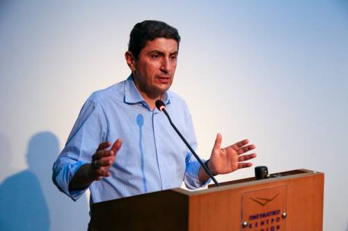 &Epsilon;&xi;ή&gamma;&gamma;&epsilon;&iota;&lambda;&epsilon; &alpha;&theta;&lambda;&eta;&tau;&iota;&kappa;ά έ&rho;&gamma;&alpha; &sigma;&tau;&alpha; &Chi;&alpha;&nu;&iota;ά &pi;&omicron;&upsilon; &xi;&epsilon;&pi;&epsilon;&rho;&nu;&omicron;ύ&nu; &tau;&alpha; 5 &epsilon;&kappa;. &epsilon;&upsilon;&rho;ώ