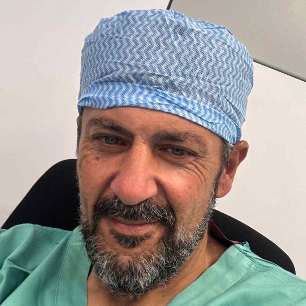 &Sigma;&tau;&omicron; &pi;έ&nu;&theta;&omicron;&sigmaf; &eta; &omicron;&iota;&kappa;&omicron;&gamma;έ&nu;&epsilon;&iota;&alpha; &tau;&omicron;&upsilon; &Gamma;&iota;ώ&rho;&gamma;&omicron;&upsilon; &Alpha;&upsilon;&gamma;&epsilon;&nu;ά&kappa;&eta;