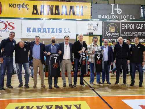 &Tau;ί&mu;&eta;&sigma;&epsilon; &iota;&sigma;&tau;&omicron;&rho;&iota;&kappa;ά &pi;&rho;ό&sigma;&omega;&pi;&alpha; &omicron; &Omicron;&Phi;&Eta;