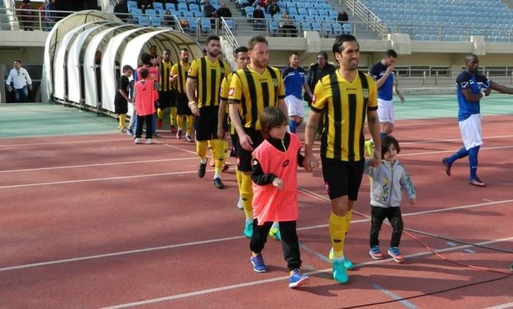 &Epsilon;&rho;&gamma;&omicron;&tau;έ&lambda;&eta;&sigmaf;: &Mu;&epsilon;&tau;ά &tau;&omicron;&nu; &Iota;&omega;&nu;&iota;&kappa;ό, &eta; &sigma;&kappa;έ&psi;&eta; &sigma;&tau;&eta;&nu; &Pi;&rho;&omicron;&omicron;&delta;&epsilon;&upsilon;&tau;&iota;&kappa;ή