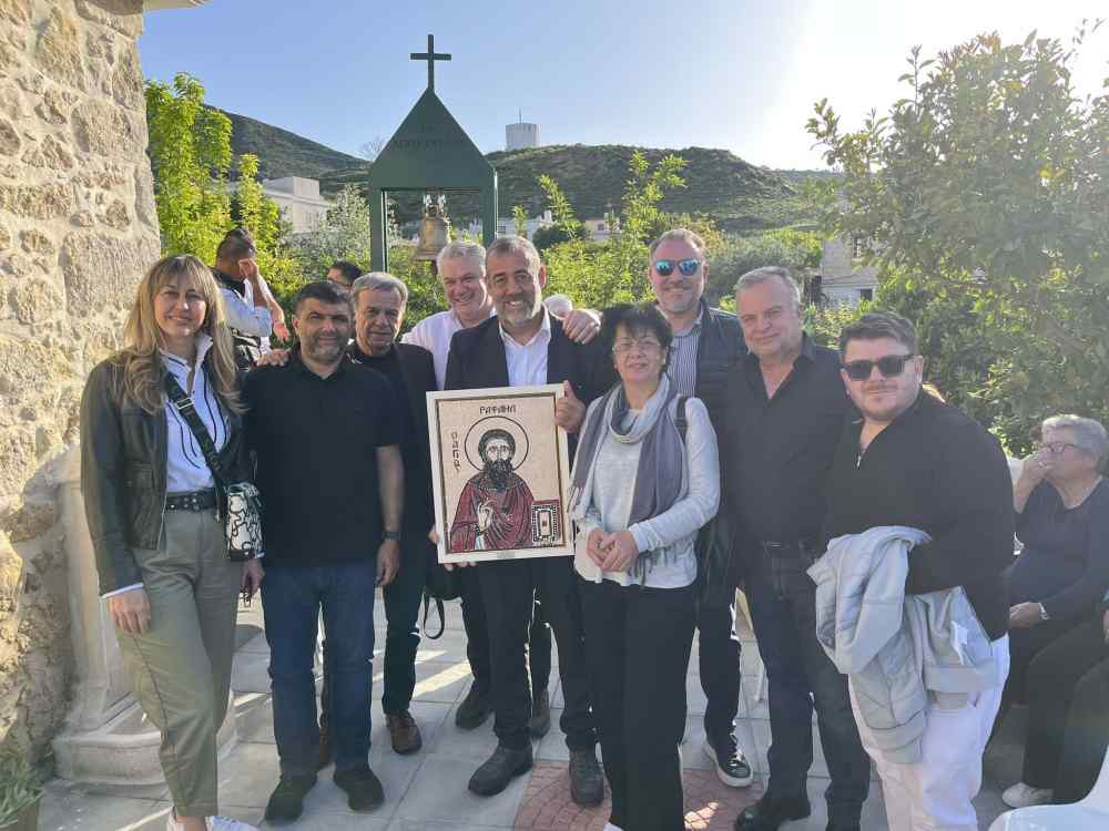 &Sigma;&upsilon;&gamma;&kappa;ί&nu;&eta;&sigma;&eta; &sigma;&tau;&omicron; &epsilon;&kappa;&kappa;&lambda;&eta;&sigma;ά&kappa;&iota; &tau;&omicron;&upsilon; &Alpha;&gamma;ί&omicron;&upsilon; &Rho;&alpha;&phi;&alpha;ή&lambda;