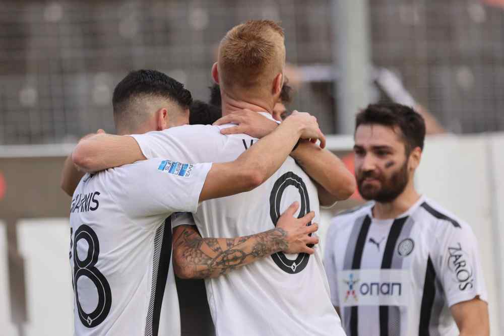 &Mu;&epsilon; 22 &pi;&alpha;ί&kappa;&tau;&epsilon;&sigmaf; &sigma;&tau;&eta;&nu; &Theta;&epsilon;&sigma;&sigma;&alpha;&lambda;&omicron;&nu;ί&kappa;&eta; &omicron; &Omicron;&Phi;&Eta;-&Eta; &alpha;&pi;&omicron;&sigma;&tau;&omicron;&lambda;ή &mu;&epsilon; &Alpha;&rho;&eta;